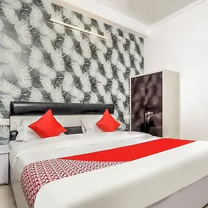 Oyo 19132 K Residency Hotel New Delhi